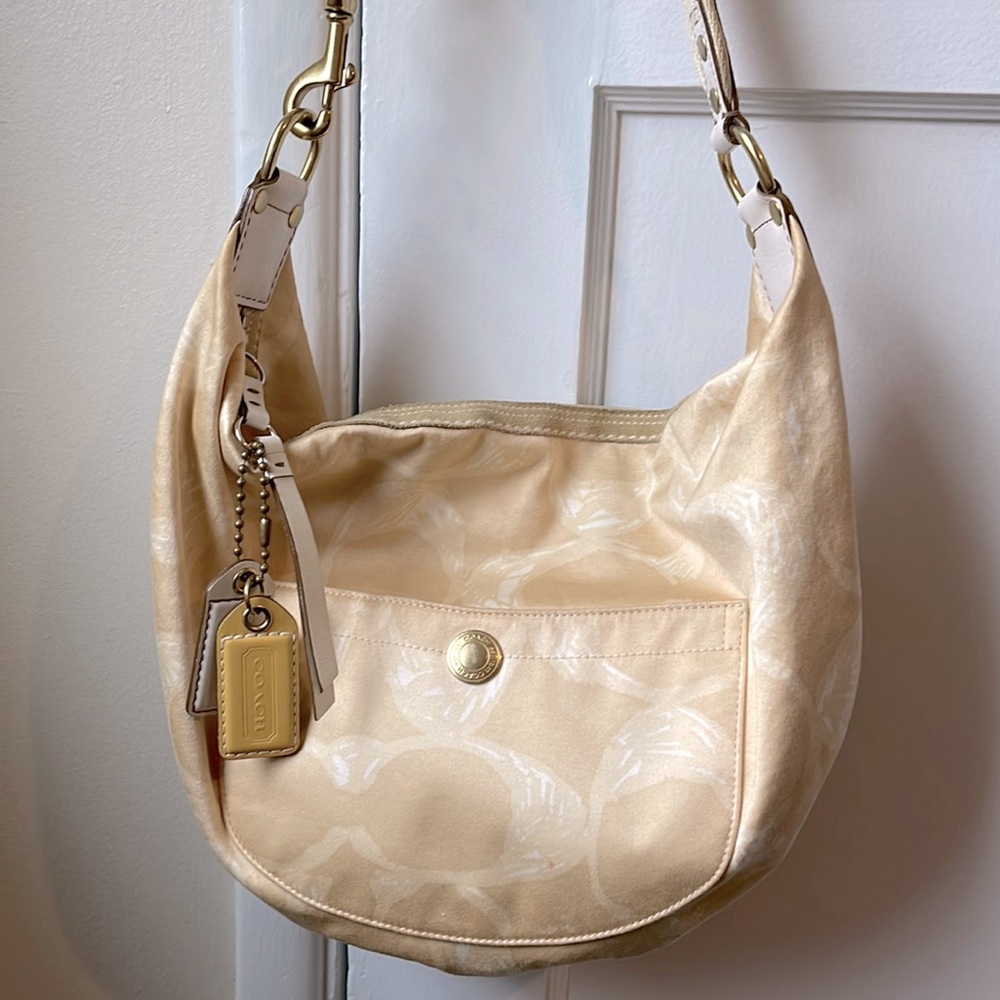 Vintage Coach hobo bag in gold